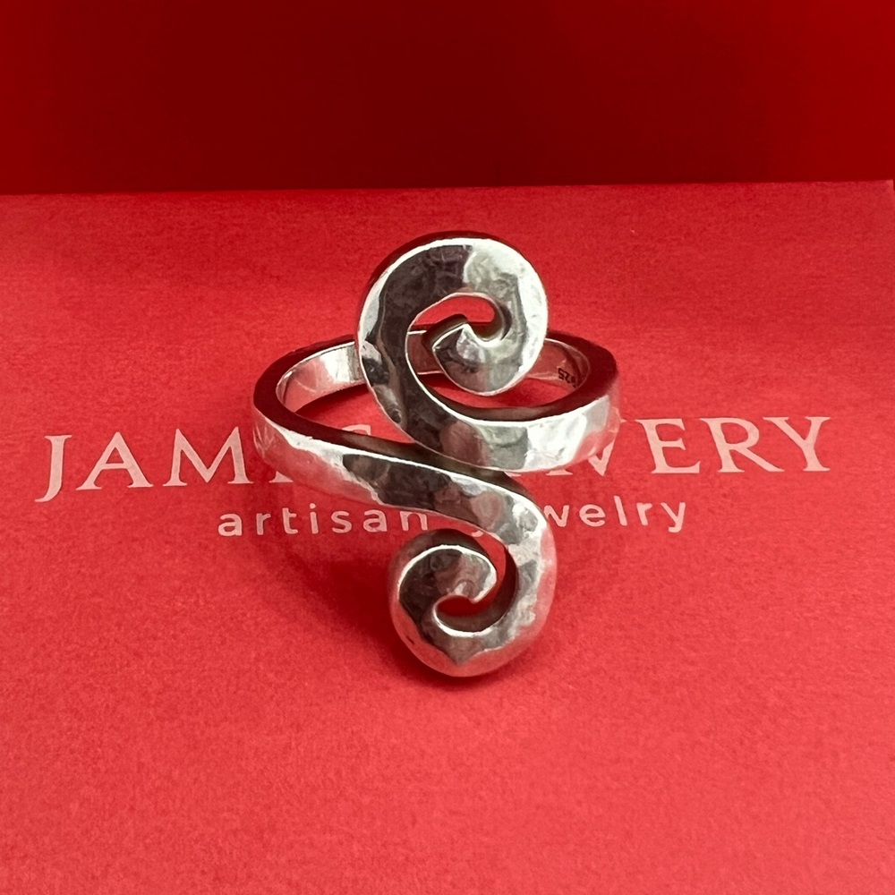 James Avery Retired Hammered Swirl Ring